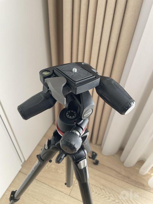 Профессиональный штатив Manfrotto 290Dual + 3D-головка MH804-3W(ИДЕАЛ)