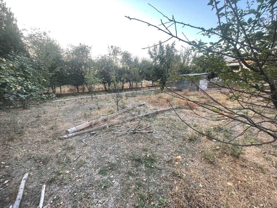 Участок 5 соток, сотилади