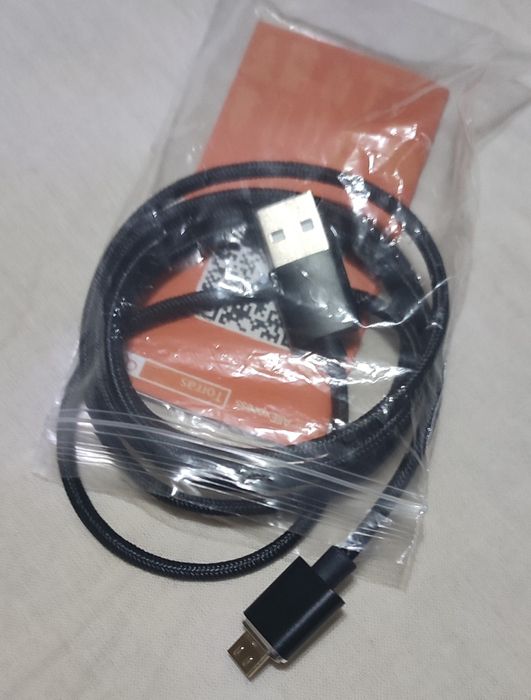 Защитное стеклр и магнитный кабель для зарядки на Redmi 5 plus
Защитно