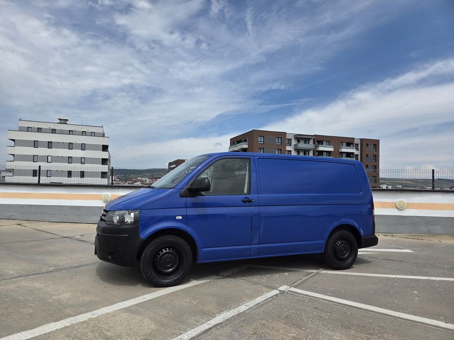 VOLKSWAGEN Transporter 2011 — imagine 3