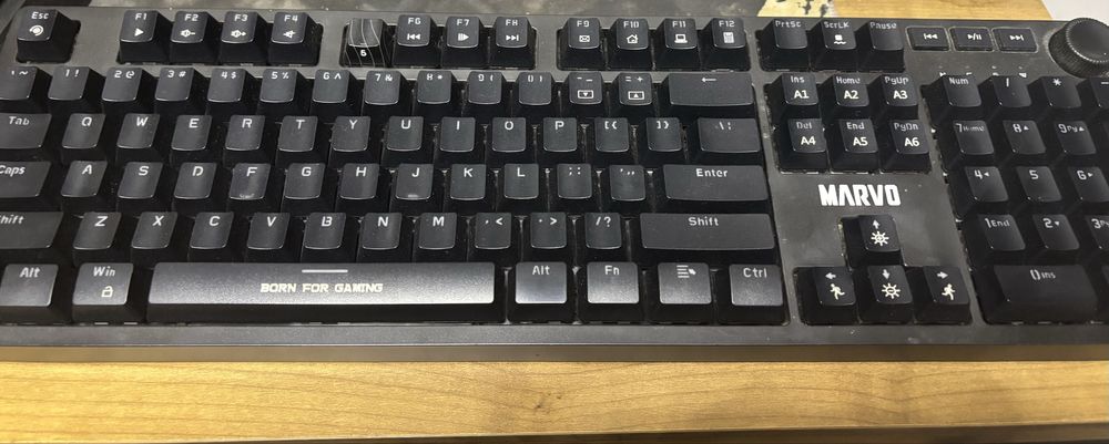 Tastatura mecanica Marvo KG954