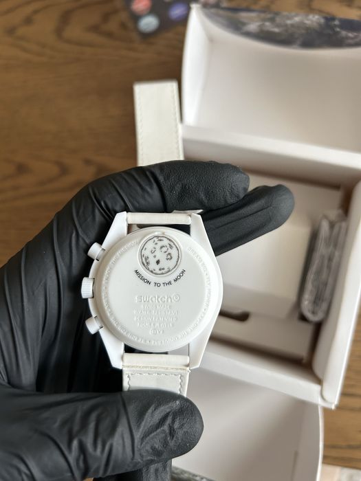 Omega x Swatch MoonSwatch Mission to the Moon – Alb