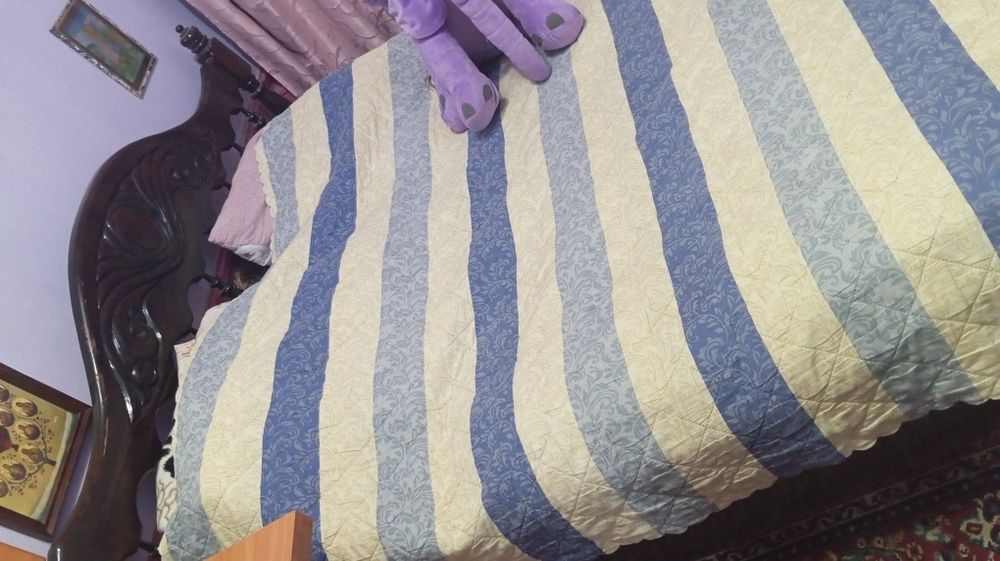 Продается кровать и парта ,в хорошем состоянии.