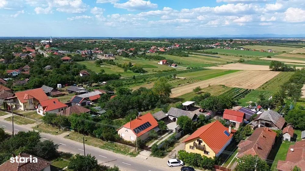 De vanzare Casa cu 4 camere si teren de 4.839mp/Utilata/Mobilata