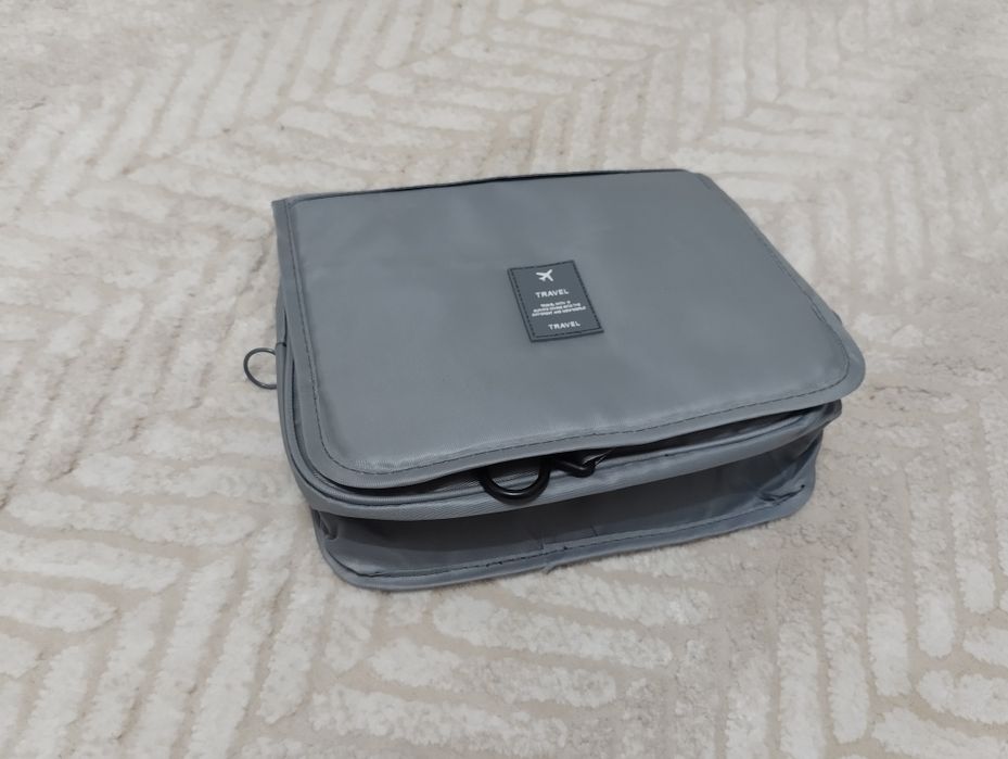 Органайзер - сумка- косметичка подвесная