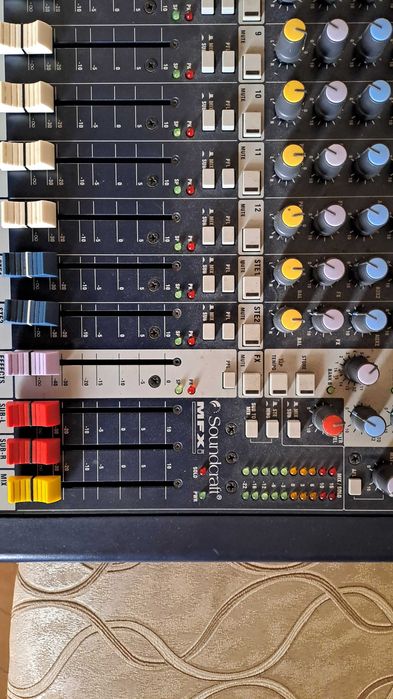 Mixer Soundcraft