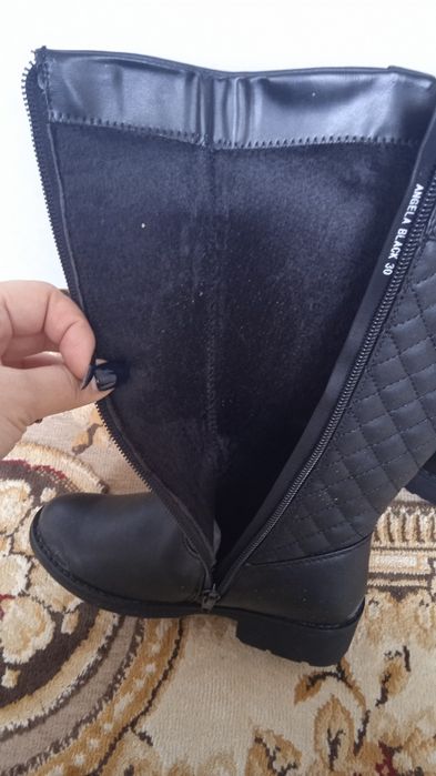 Продам сапоги для девочки