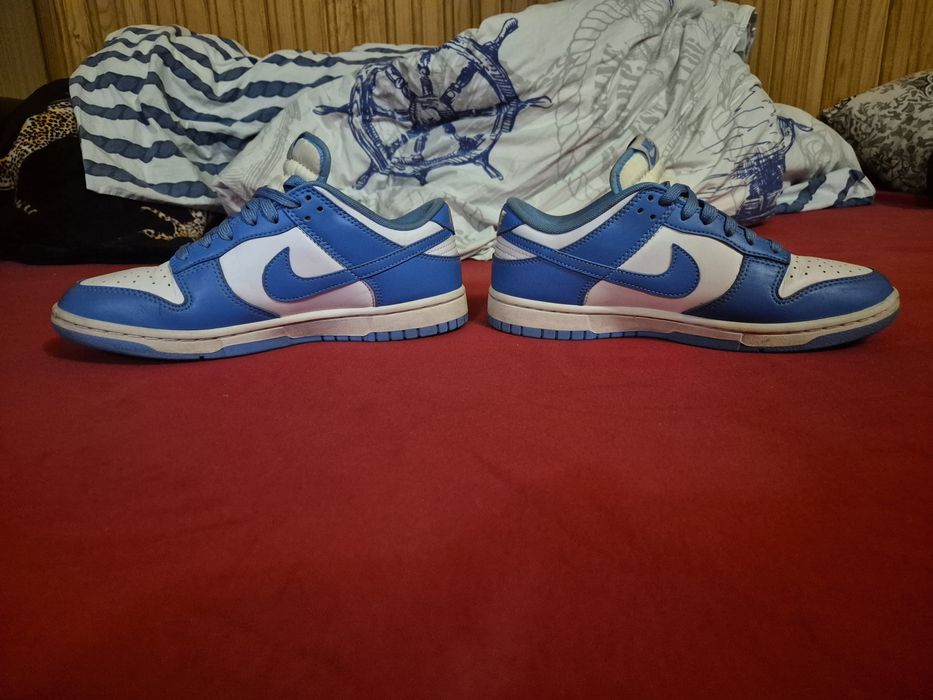 Vând Nike Dunk Low Retro