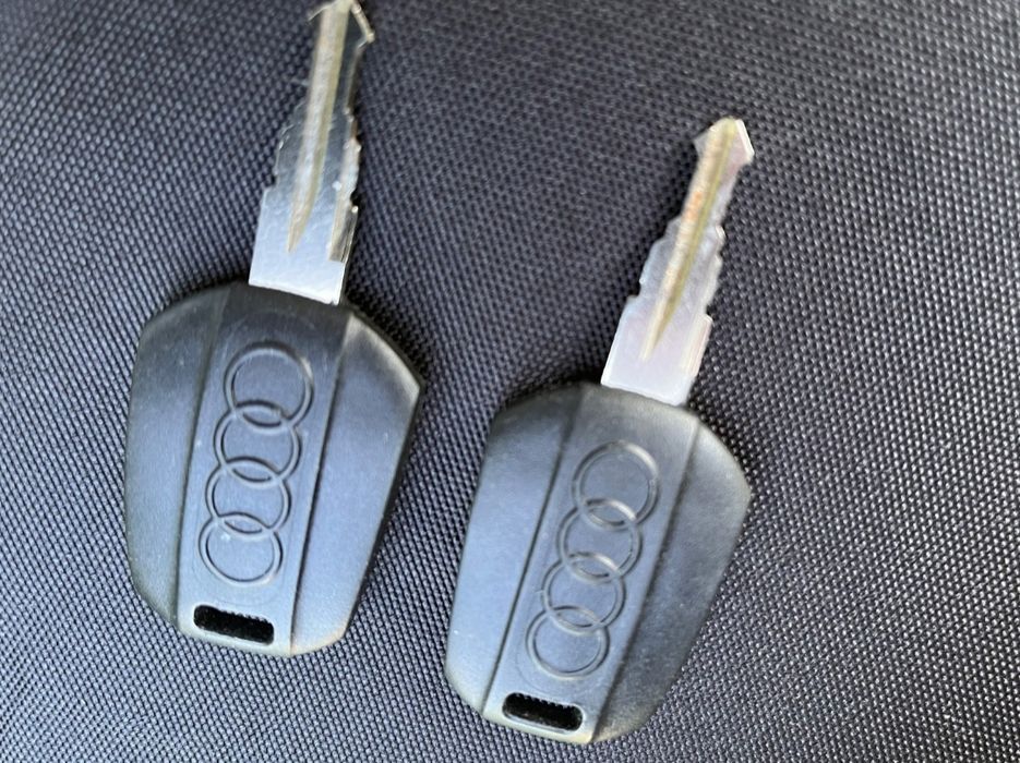 Автобокс Ауди 405л