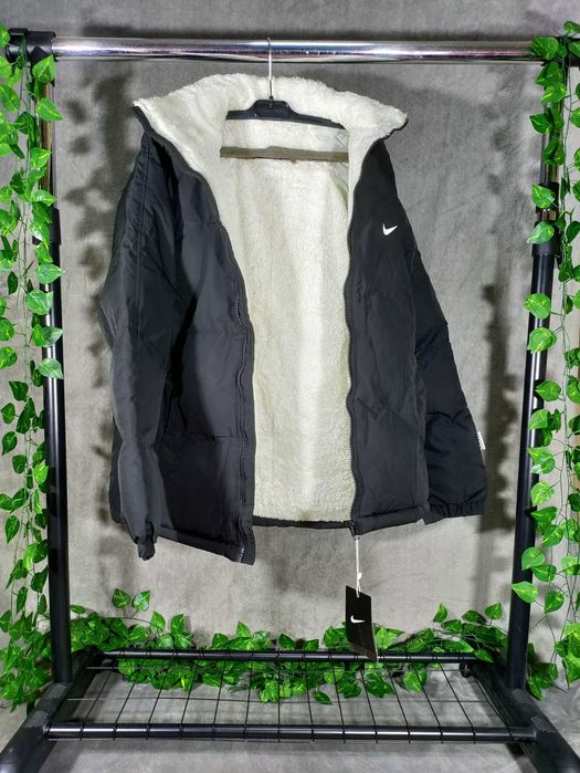 Geaca Nike Fluffy marimea M