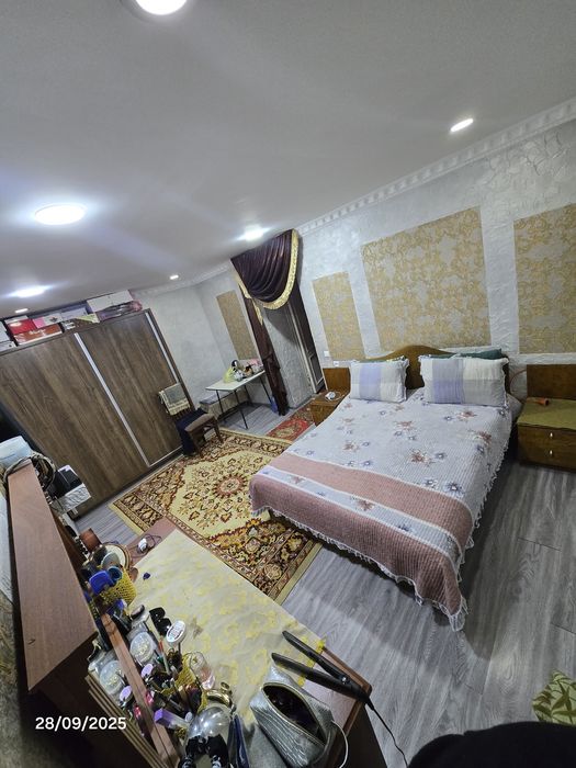 Yunusobod shaxriston metroda 7 sotix uchaska sotiladi srochna