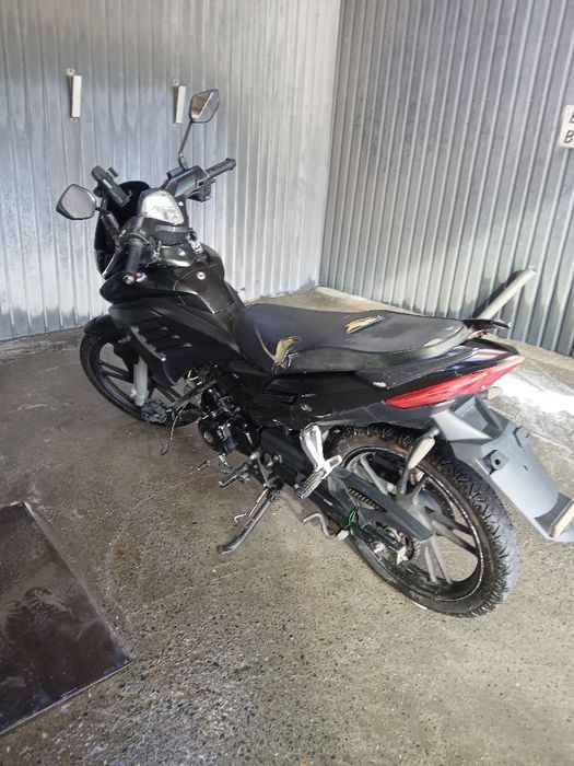 Skuter tank  va maped 125 kub sotiladi