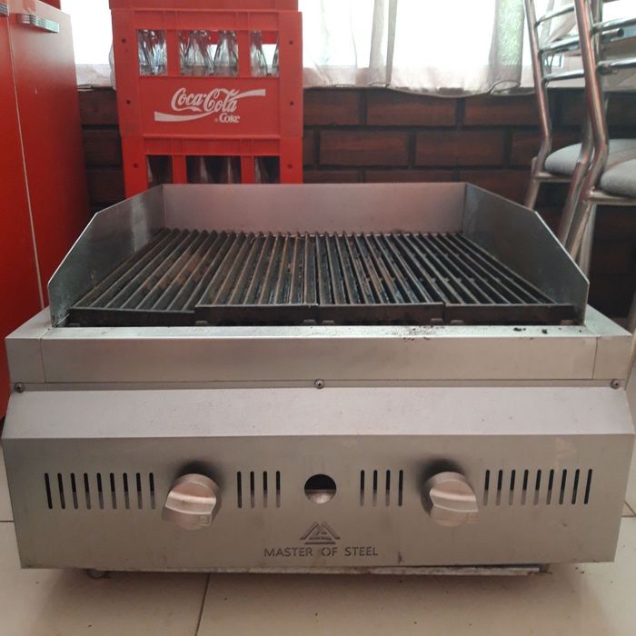 Продается гриль, почти новый.