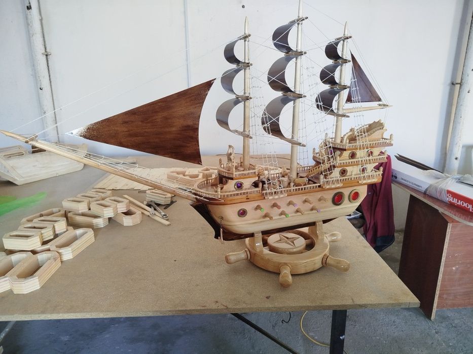 Корабль сундук  продаю срочно