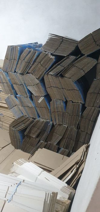 Продаю коробки от сувениров