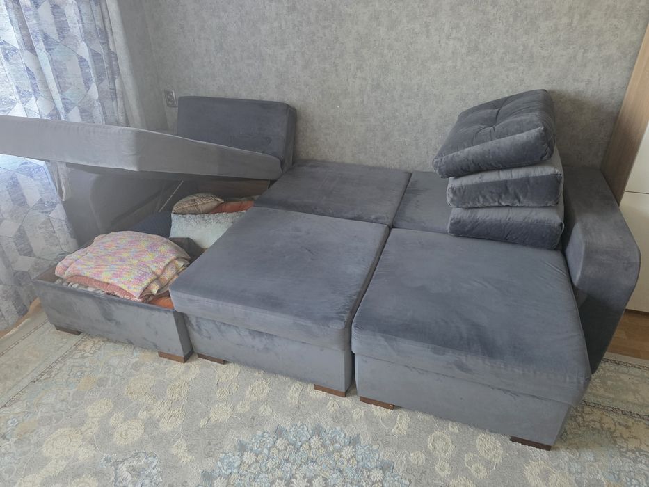 Продам диван угловой, модульный