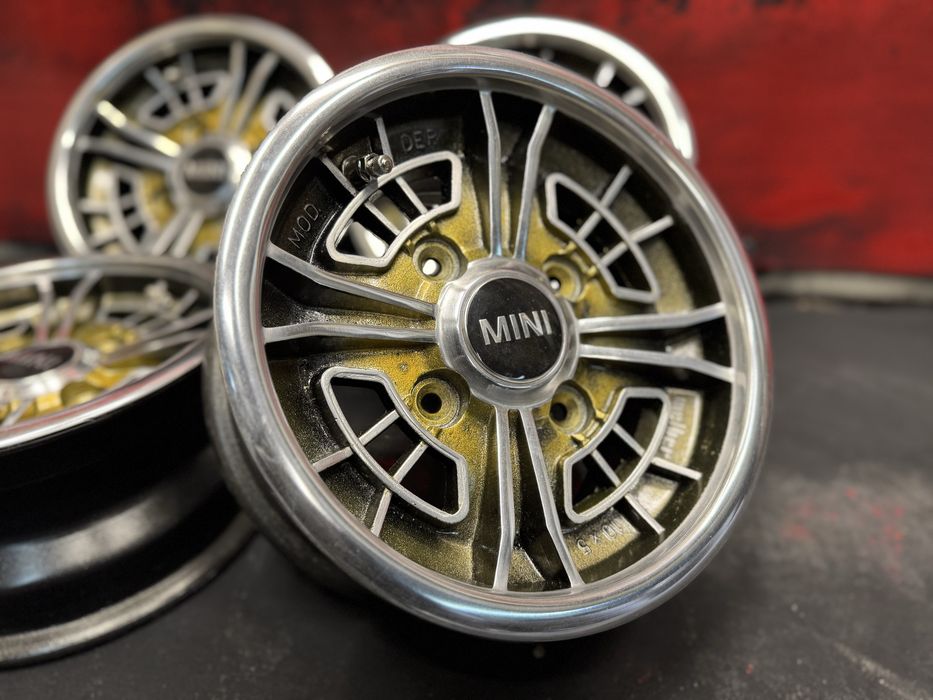 Ретро магнезиеви джанти за MINI, 10 цола, 4х100