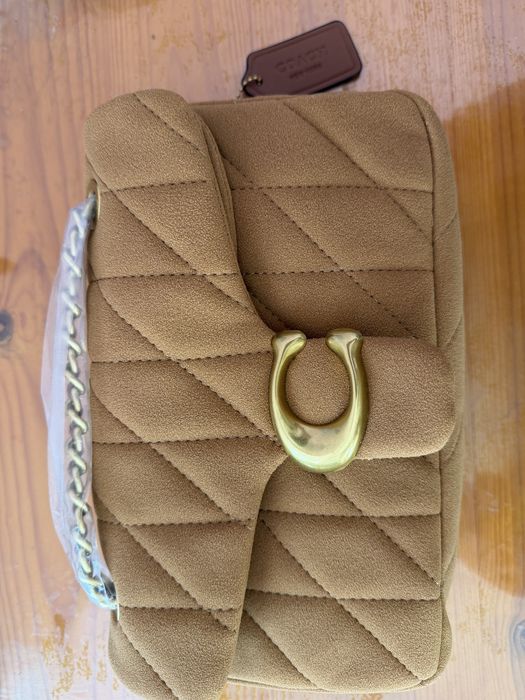 Кафява дамска чанта Coach