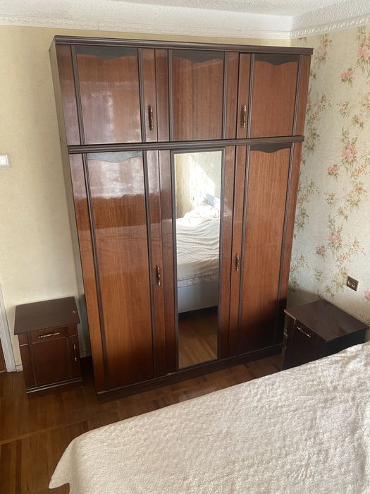 Шкаф винтаж с зеркалом