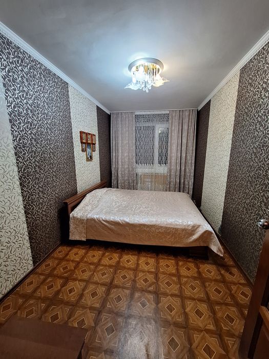 Продаётся 2 комн район КазИИТУ