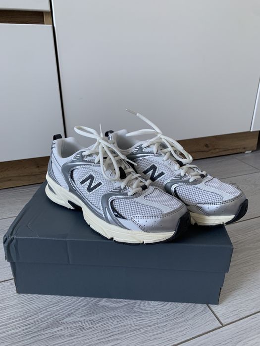 New balance кроссы 530