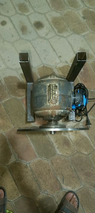 Charx aparati Qoy yungini moshinkasini tishlarini charxlash uchun