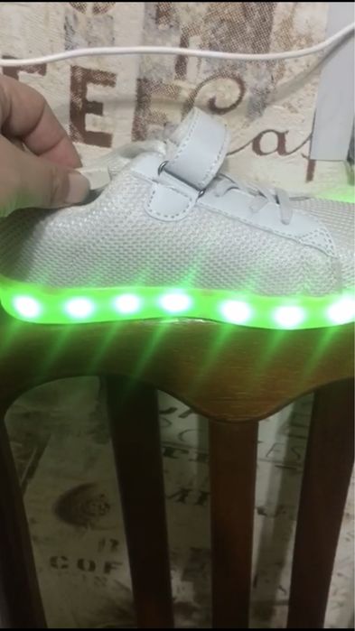 Кросовки для девочки