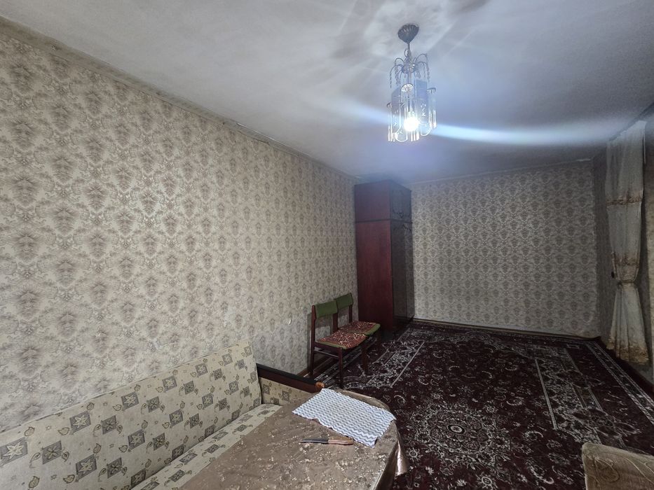 Zudlik bilan frunze massifda 1xonali kvartira ijaraga beriladi