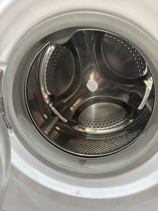 Продам стиральную машину!!!