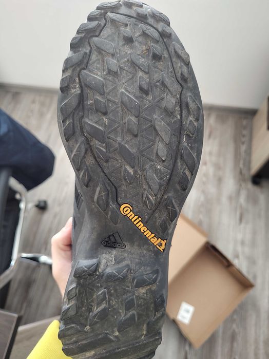 Мъжки Зимни обувки Adidas Terrex Gore-Tex – №46 (28.5 см)