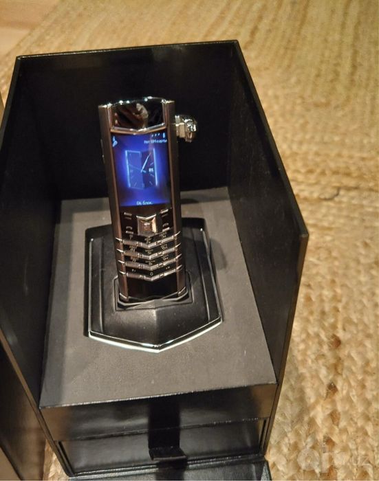 Vertu Signature s Design Stainless Steel