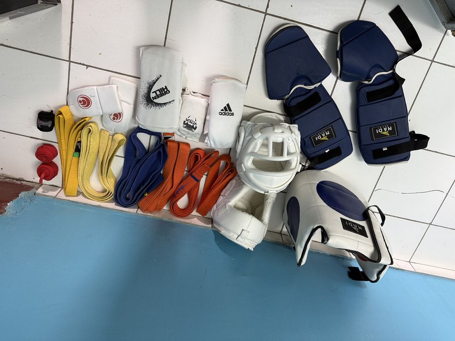 Все для каратэ по 1000 тееге