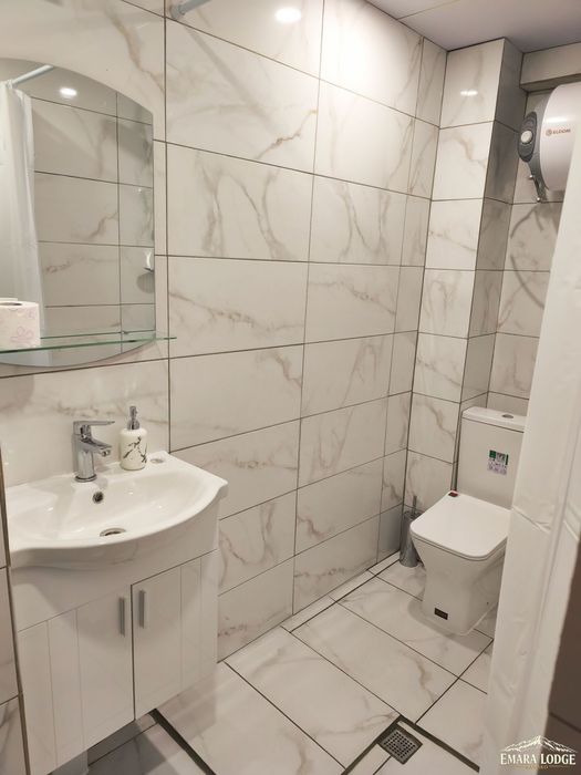 Къща за гости Емара Лодж Банско