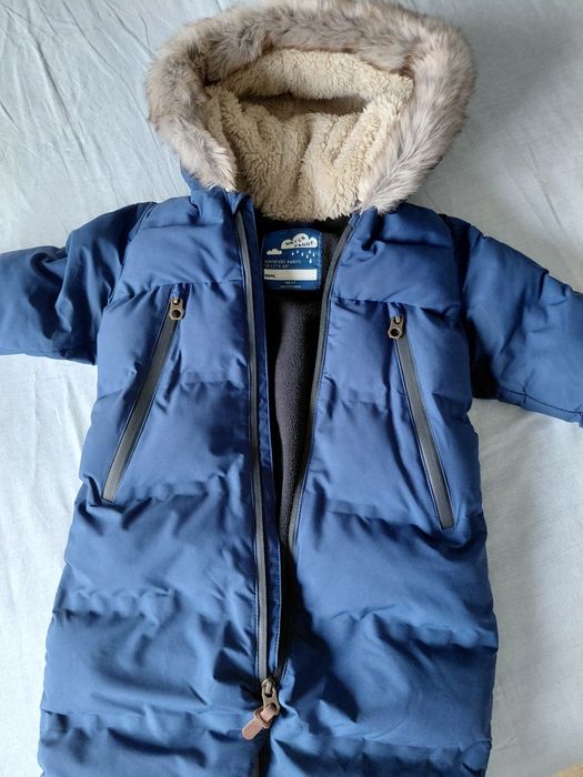 Продам детский зимний комбинезон Next