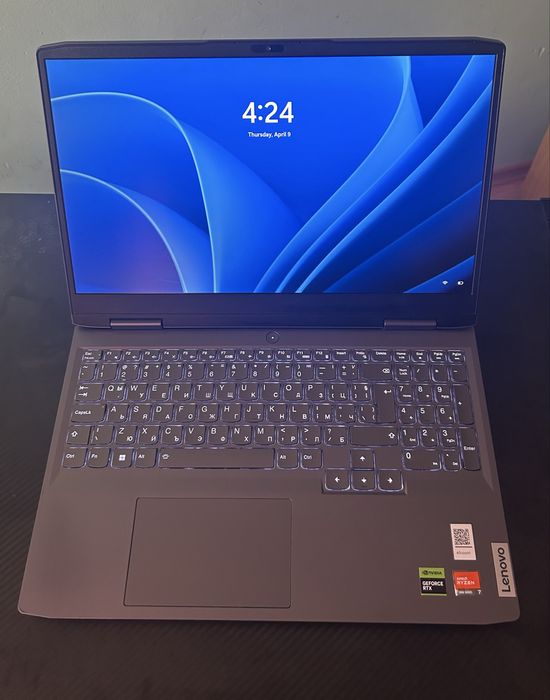 Геймърски лаптоп Lenovo LOQ 15APH8