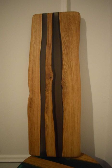 Platou din lemn de stejar si  rășină epoxidică