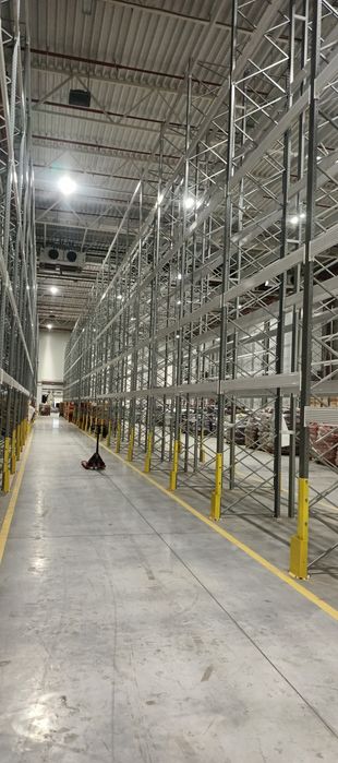 Палетни стилаж e