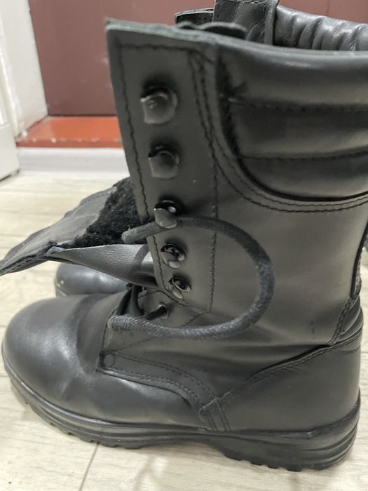 Продам берцы зимние