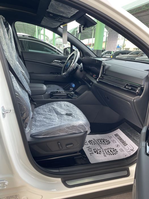 Kia Sportage  X-Line Full 2litrlini 2023 yil 20.000 yurgan