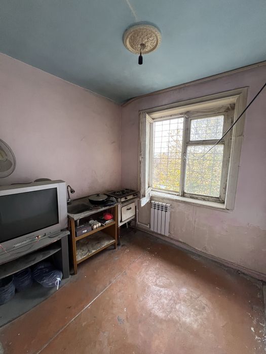 Срочно продается кв дешево Микрорайон