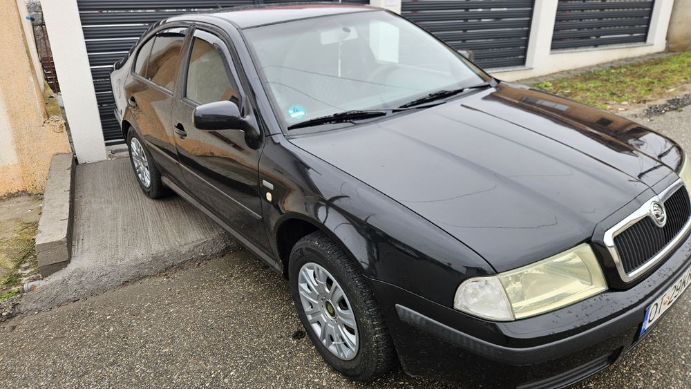 Vând Skoda Octavia 1, 2004 – 1.6 benzină + GPL