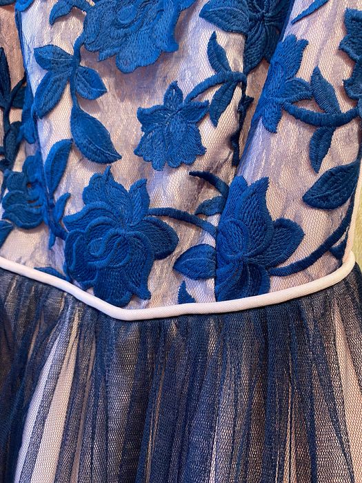 Дамска рокля по поръчка