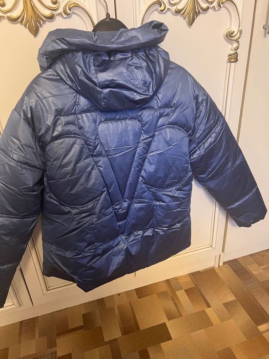 Продам куртки осенние