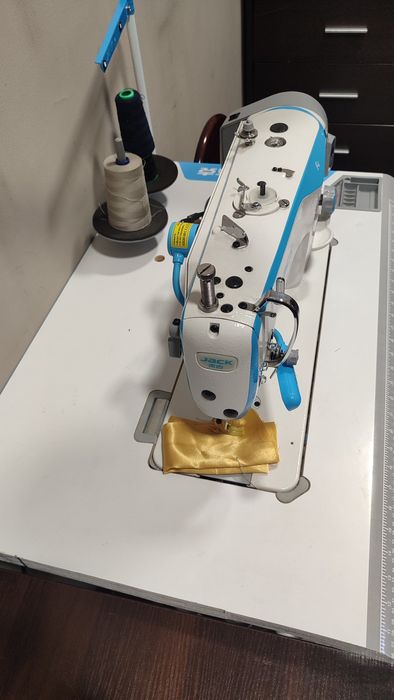 Jack JK-F4H промышленная швейная машина