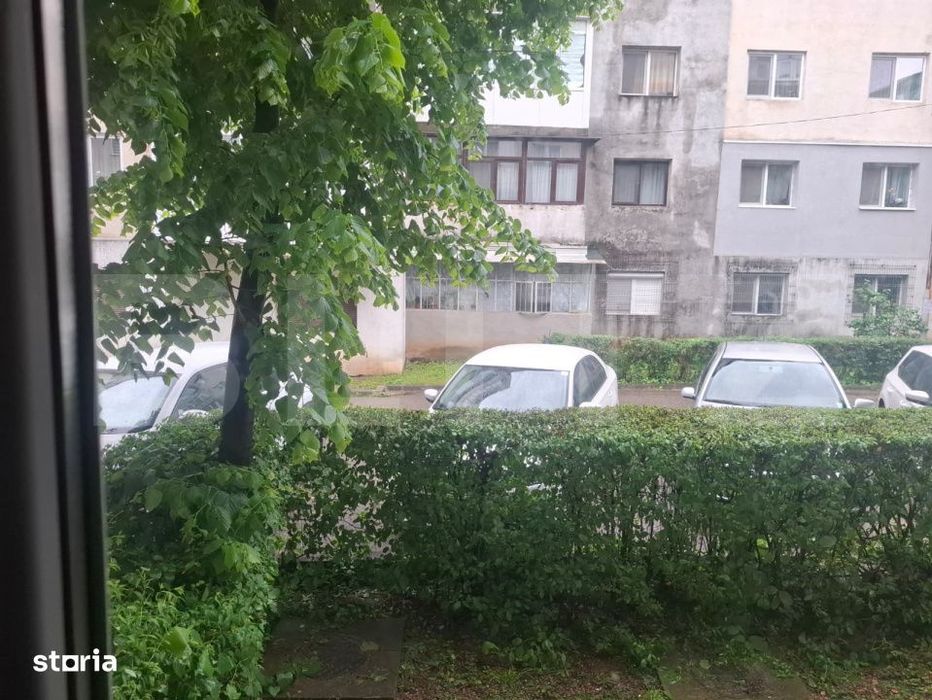Apartament de vanzare, 92 mp, zona Micro 4