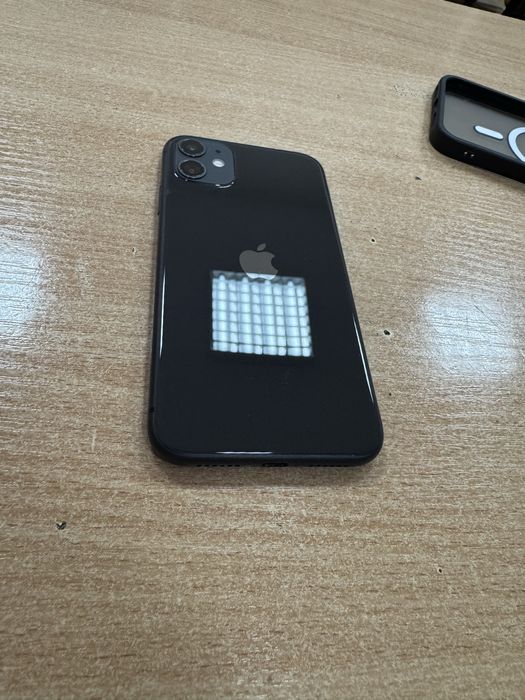 iPhone 11 128гига