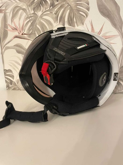 Casca ski/snowboard cu vizor, firma KASK Italia