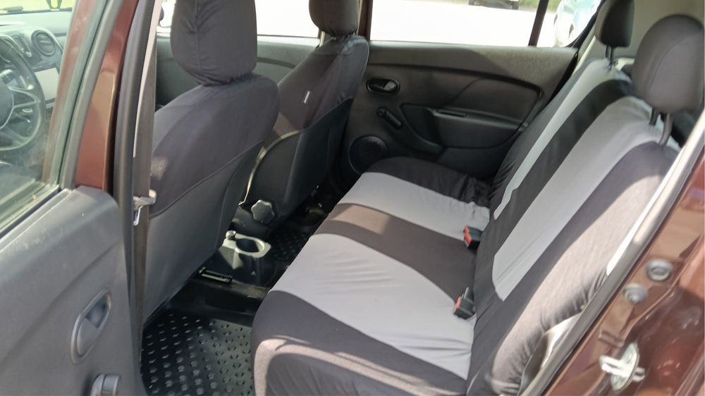 Vand Dacia Sandero Stepway  2017(exclus samsari)