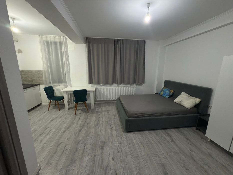 Garsoniera de inchiriat