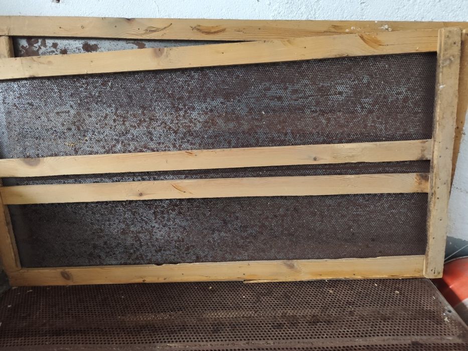 Продавам сита за Петкус